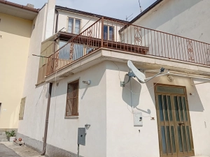 6 locali in vendita a Torrebruna